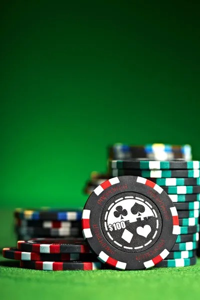 Tampilan kartu Dragon dan Tiger dalam permainan live dealer gameguardian